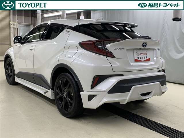 Toyota C-HR 4
