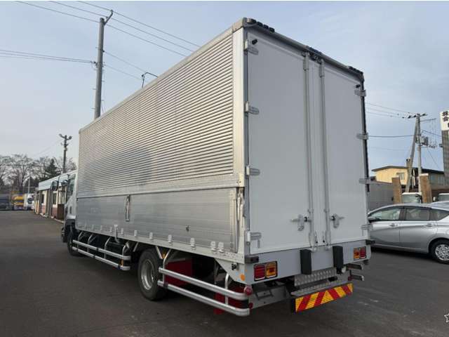 Isuzu Forward 12