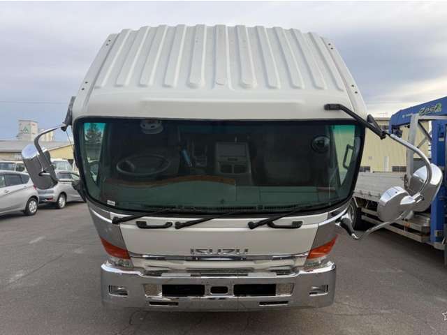 Isuzu Forward 5