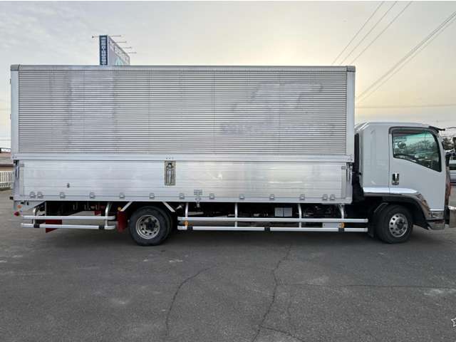 Isuzu Forward 7