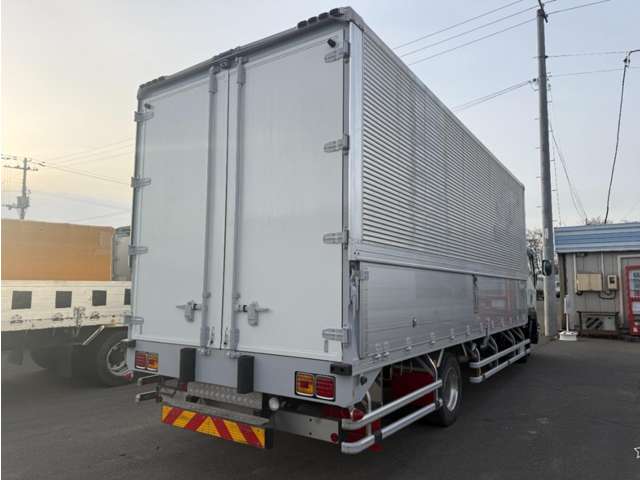 Isuzu Forward 10