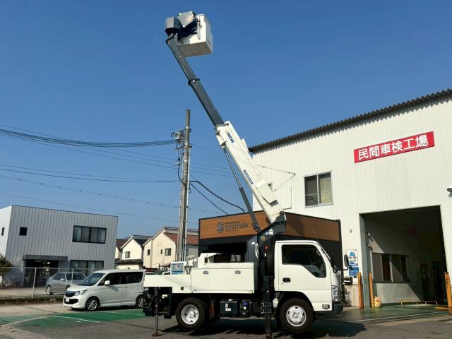 Isuzu Elf 9