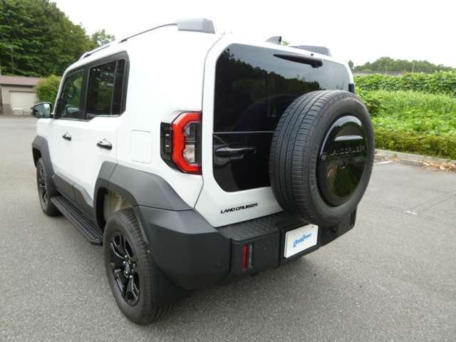 Toyota Land Cruiser FJ 9