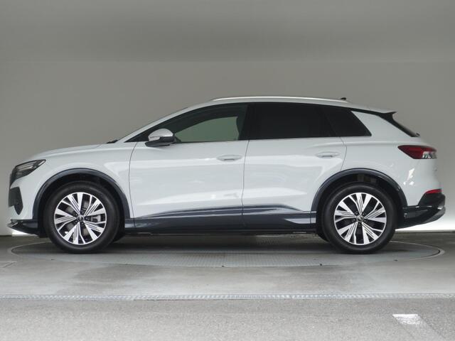 Audi Q4 e-tron 5