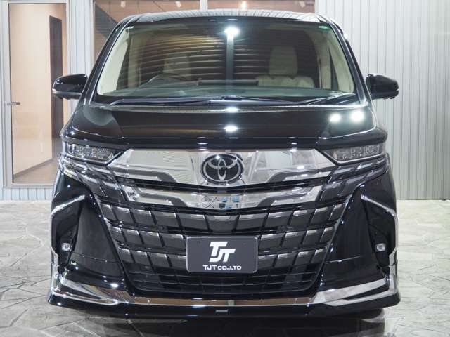 Toyota Alphard 2