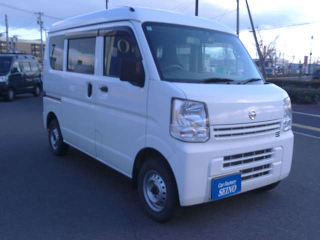 Nissan NV100 Clipper 3