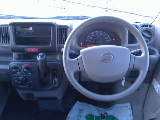 Nissan NV100 Clipper 9