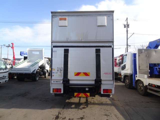 Hino Ranger 6