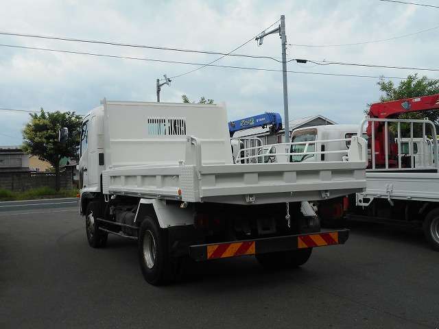 Hino Ranger 9