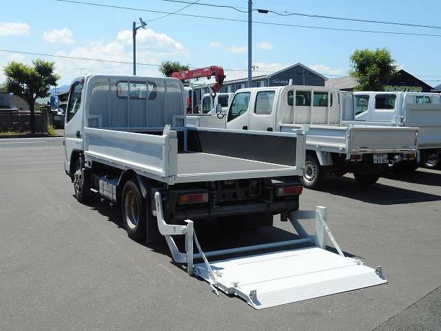 Mitsubishi Fuso Canter 11