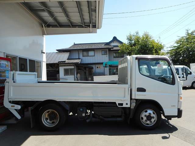 Mitsubishi Fuso Canter 5