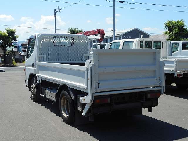 Mitsubishi Fuso Canter 9