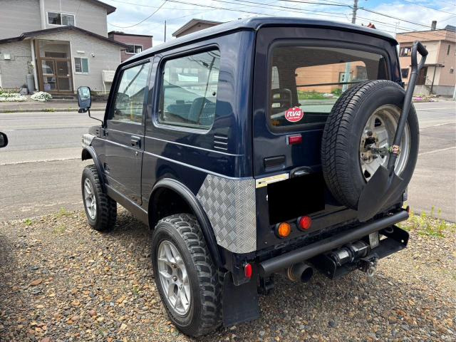 Suzuki Jimny 4