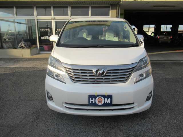 Toyota Vellfire 2
