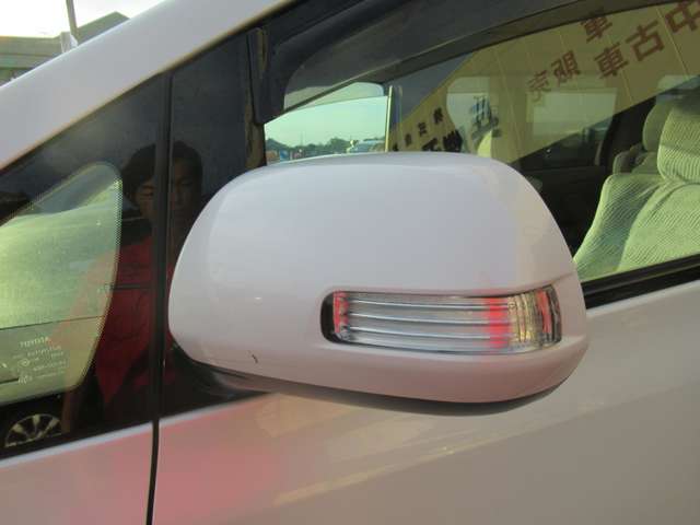 Toyota Vellfire 10
