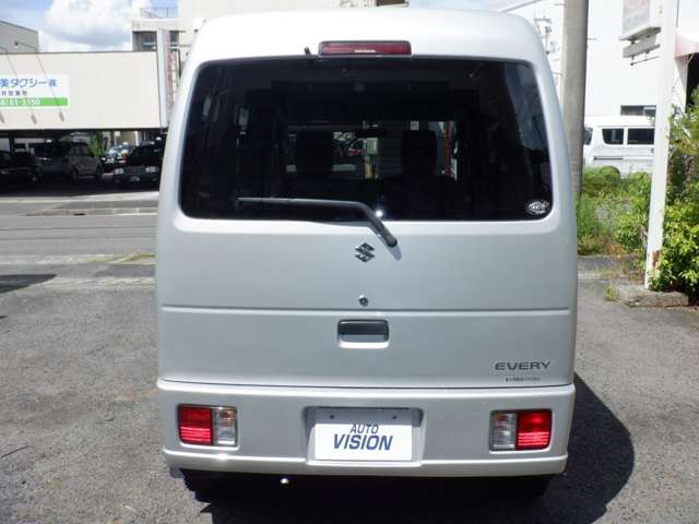 Suzuki Every 8