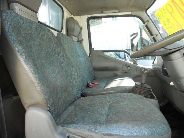 Mitsubishi Fuso Canter Guts 12