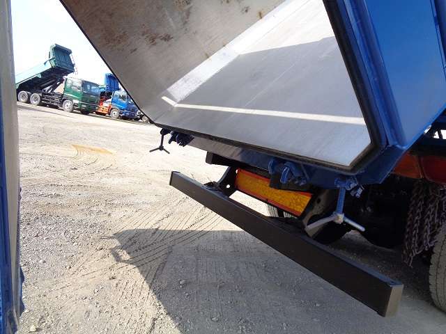 Mitsubishi Fuso Super Great 10