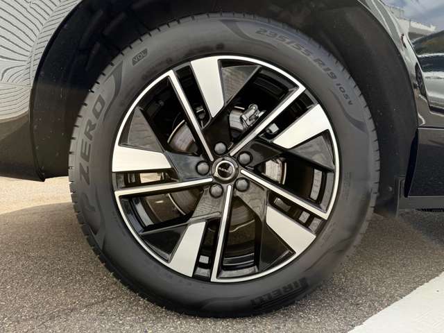 Volvo XC60 9