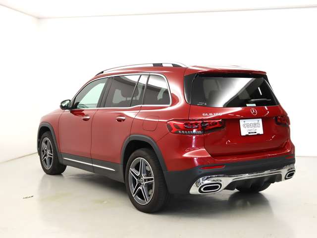 Mercedes-Benz GLB 8