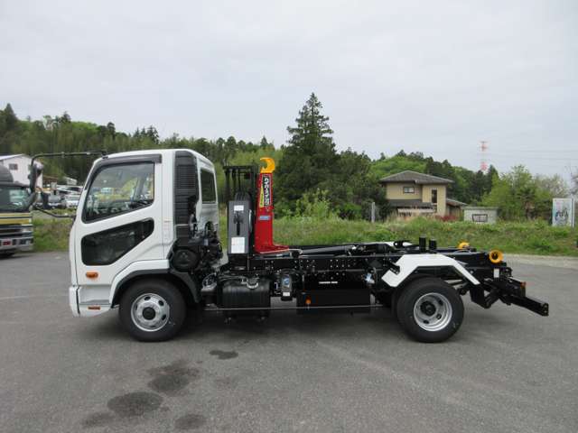 Mitsubishi Fuso Fighter 5