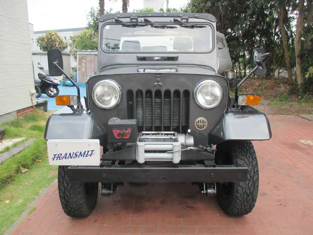 Mitsubishi Jeep 2