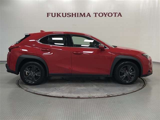 Lexus UX 4