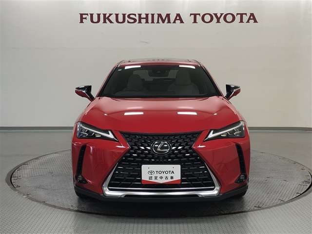 Lexus UX 5