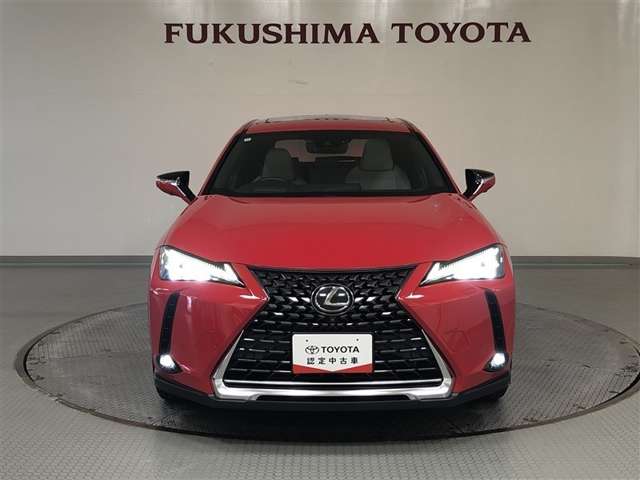 Lexus UX 7