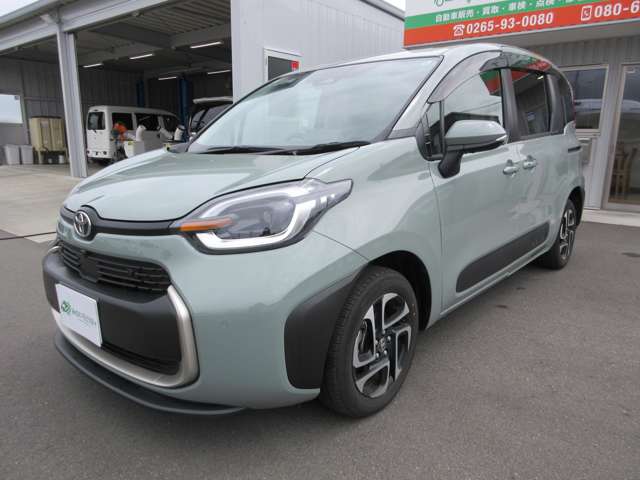 Toyota Sienta 12