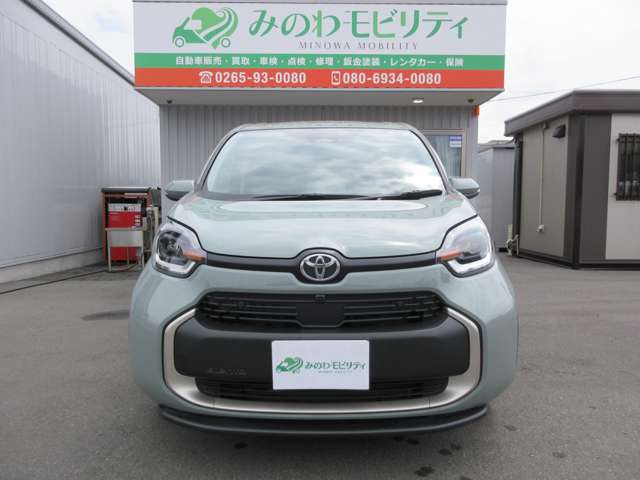 Toyota Sienta 5