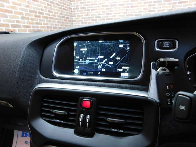 Volvo V40 Cross Country 9