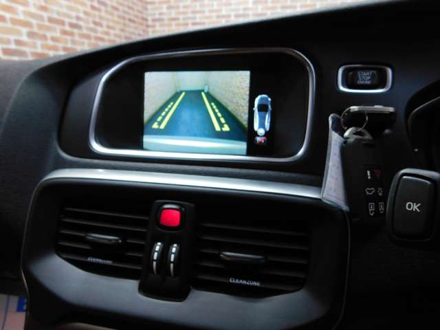 Volvo V40 Cross Country 10