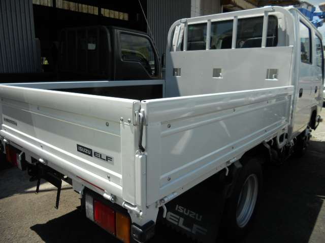 Isuzu Elf 5