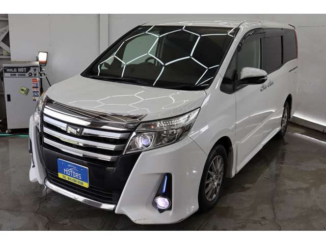 Toyota Noah 7