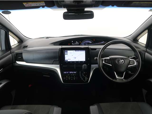 Toyota Estima 5