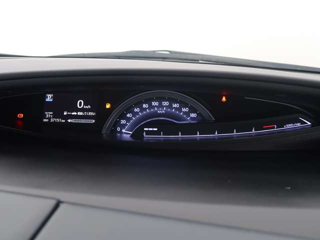 Toyota Estima 7
