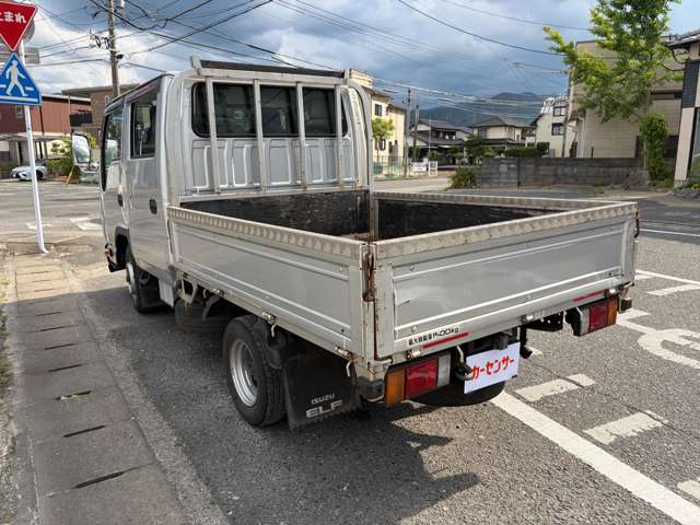 Isuzu Elf 2