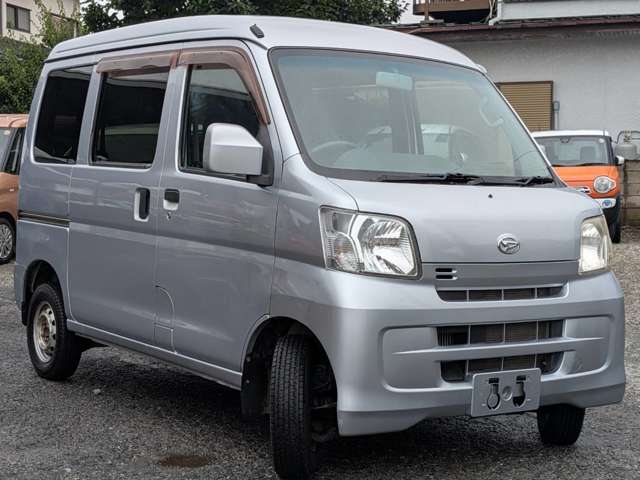 Daihatsu Hijet Cargo 3
