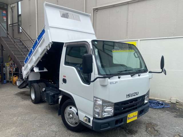 Isuzu Elf 2
