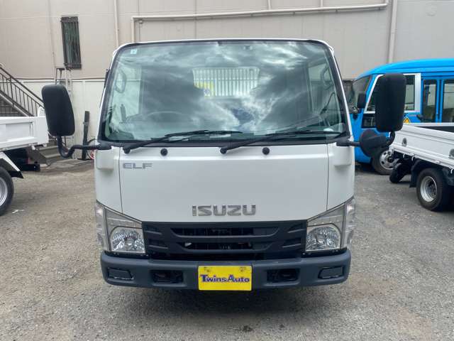 Isuzu Elf 4