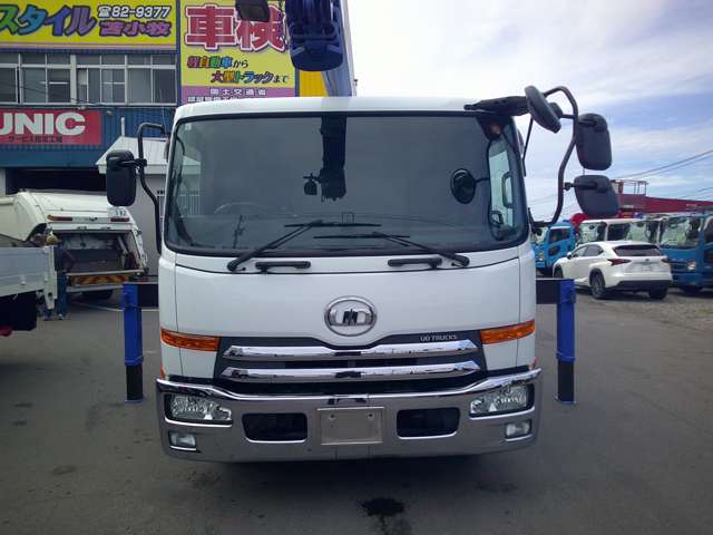 UD Trucks Condor 2