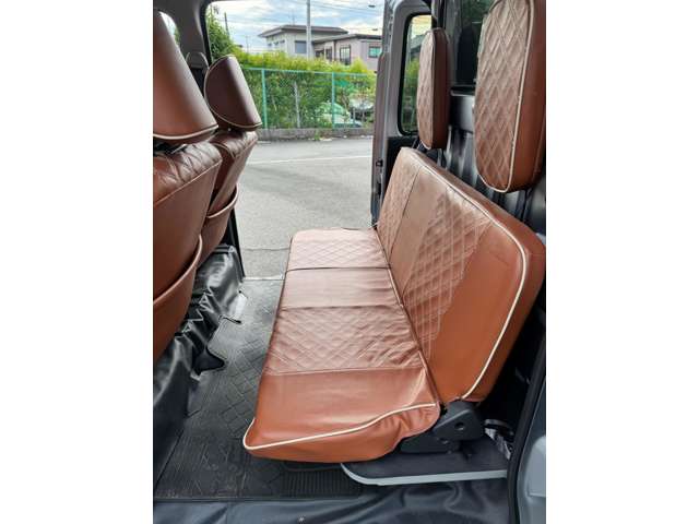 Daihatsu Hijet Deck Van 6