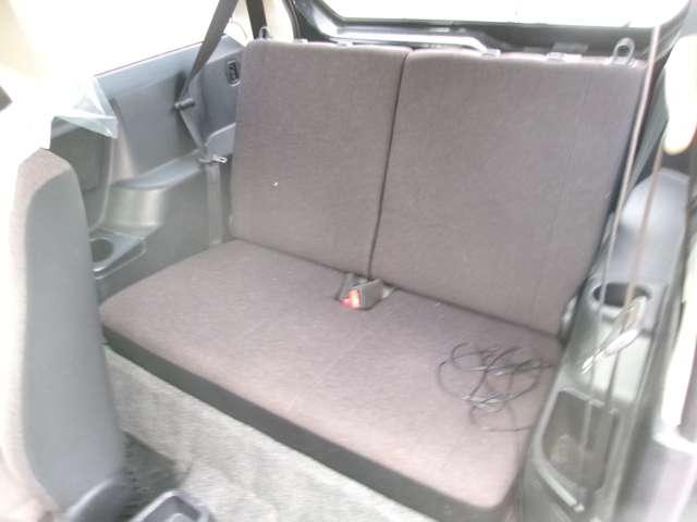 Mitsubishi Pajero Mini 11