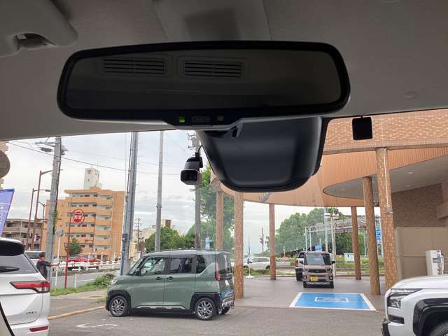 Mitsubishi Delica Mini 10