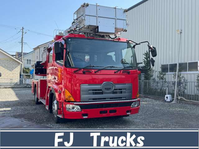 Hino Profia 2
