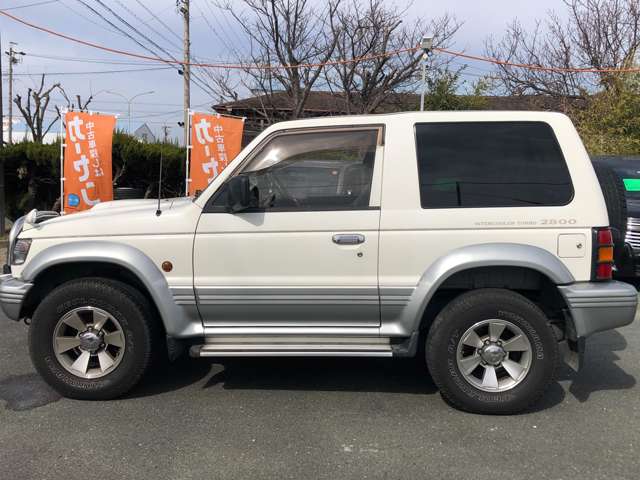 Mitsubishi Pajero 5