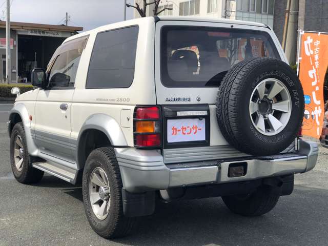 Mitsubishi Pajero 6
