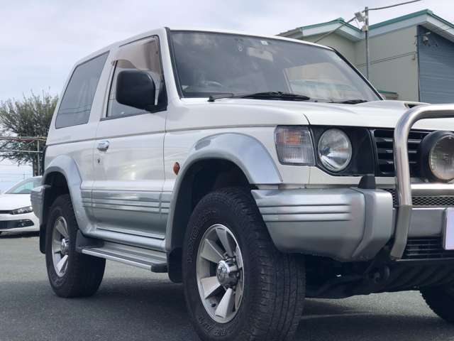 Mitsubishi Pajero 10