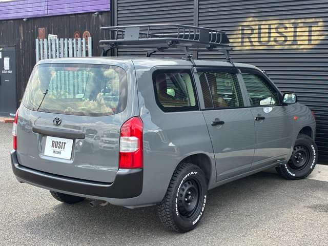 Toyota Probox Van 11